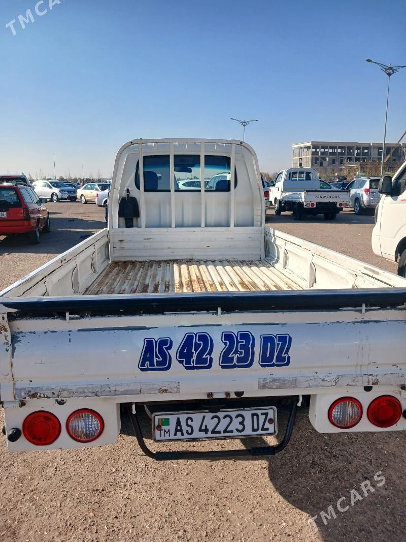 Kia Bongo 2011 - 160 000 TMT - Дашогуз - img 4