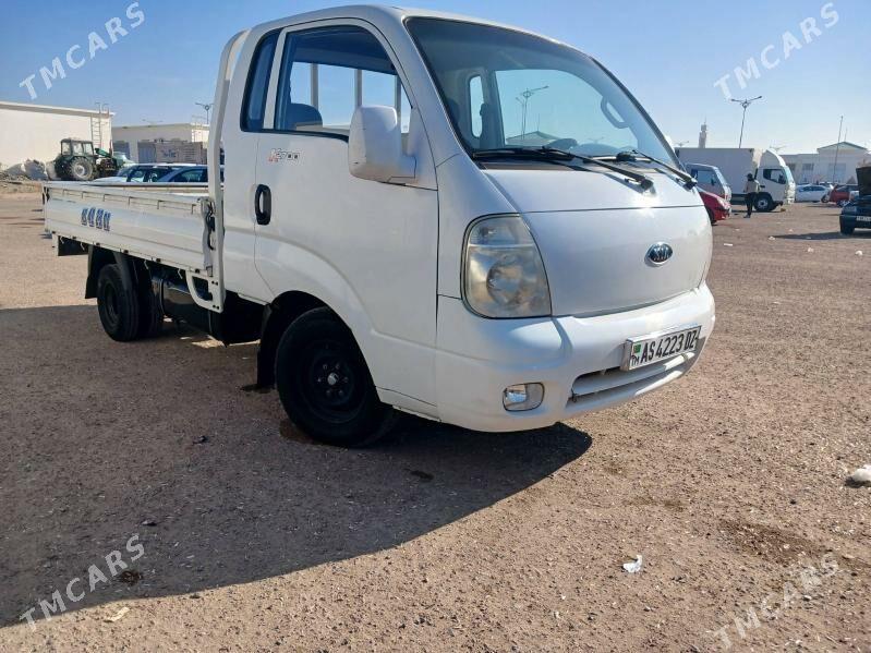 Kia Bongo 2011 - 160 000 TMT - Дашогуз - img 1