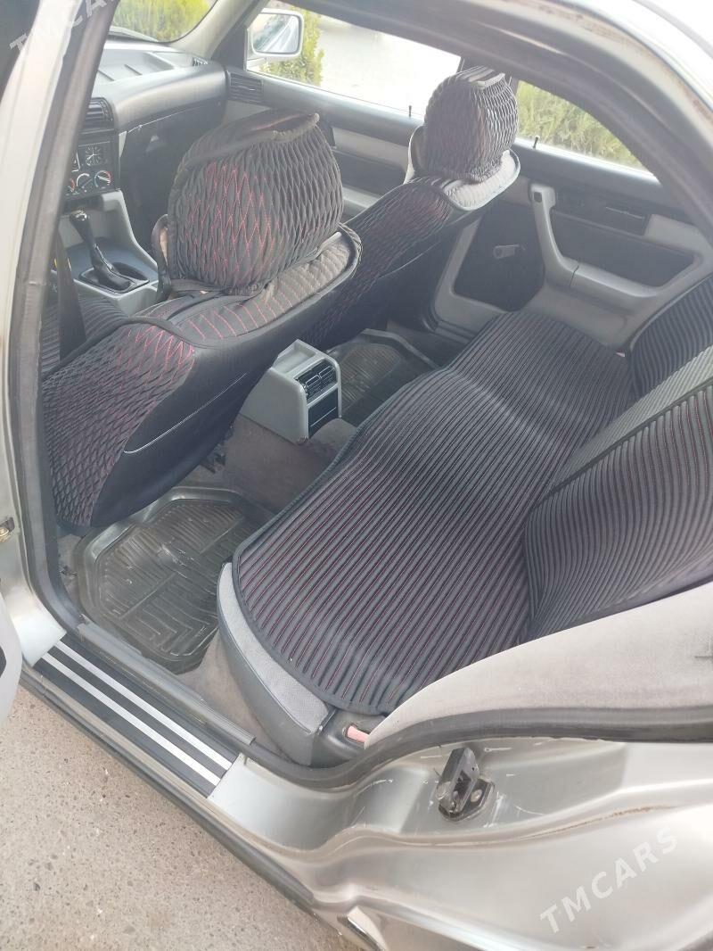 BMW 525 1989 - 68 000 TMT - Мары - img 4