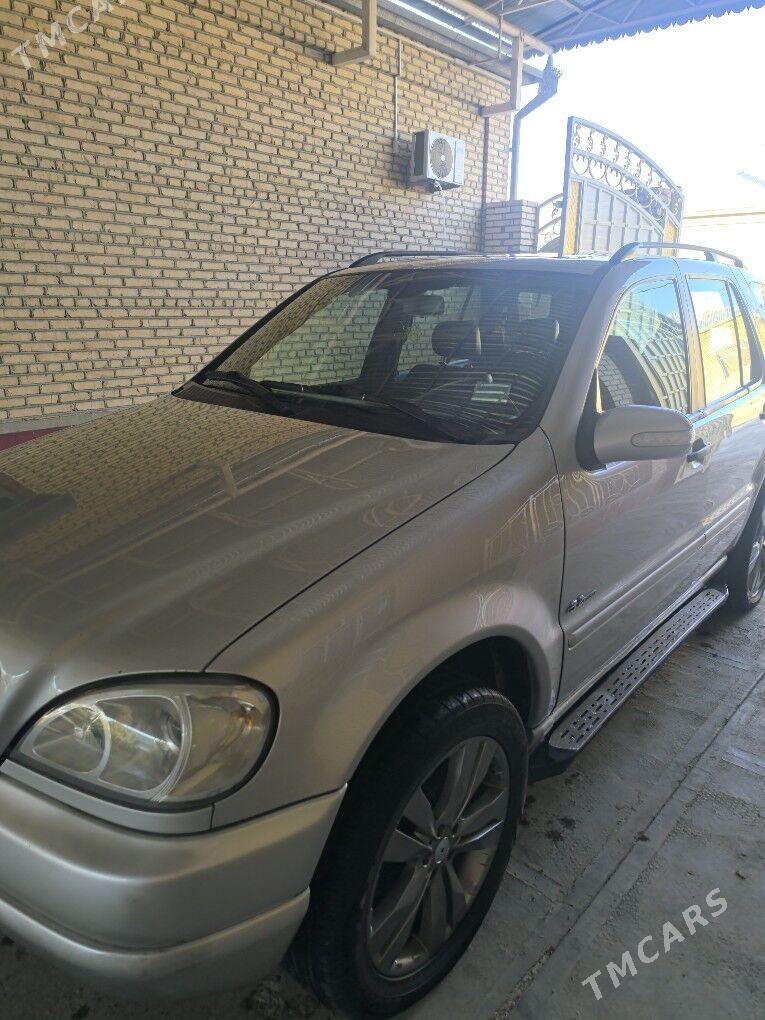 Mercedes-Benz ML350 2001 - 105 000 TMT - Мары - img 3