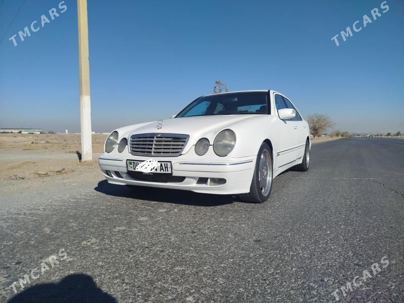 Mercedes-Benz E320 2000 - 107 000 TMT - Ашхабад - img 4