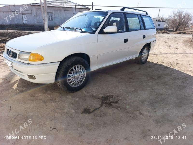 Opel Astra 1997 - 30 000 TMT - Болдумсаз - img 3