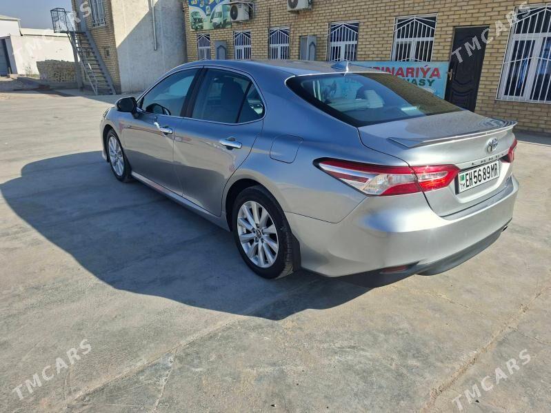 Toyota Camry 2020 - 300 000 TMT - Мары - img 5