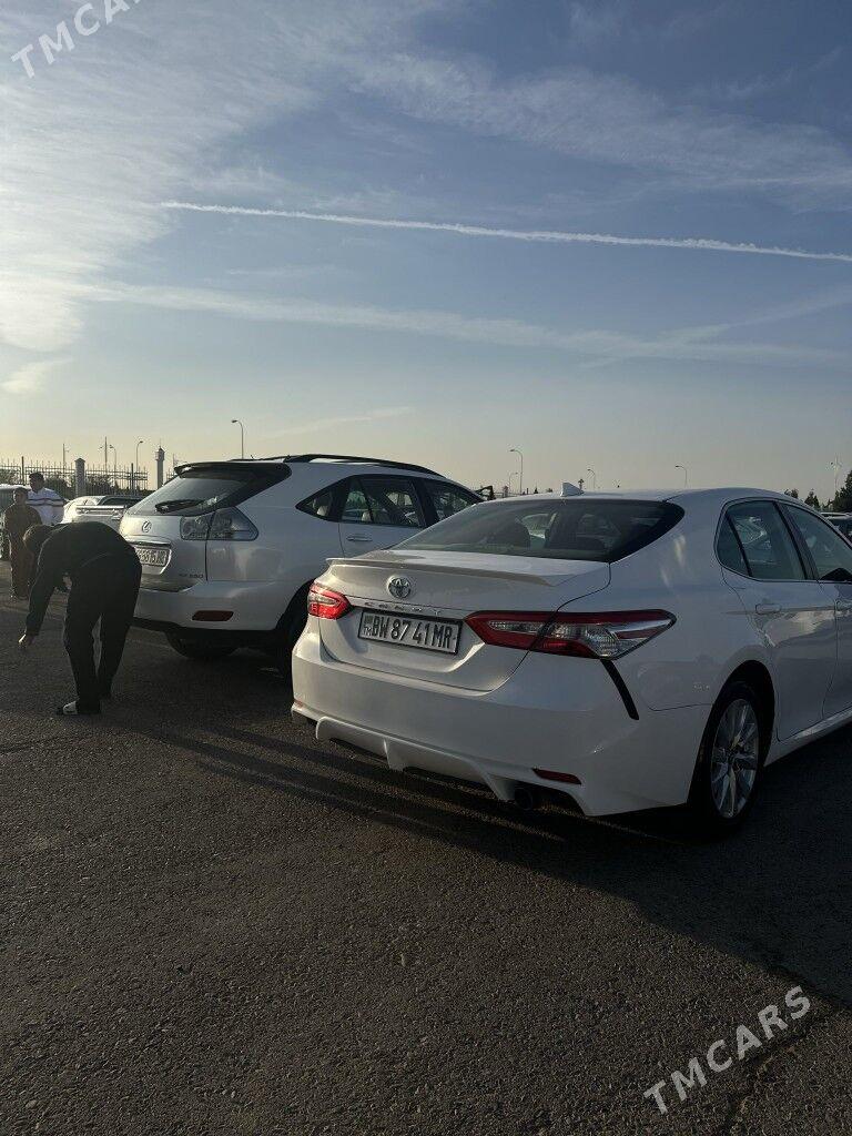 Toyota Camry 2019 - 285 000 TMT - Мары - img 7