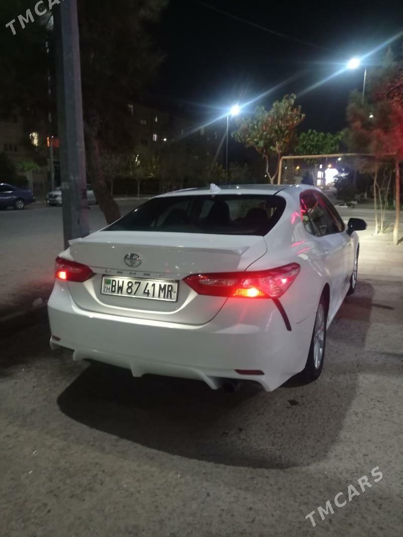 Toyota Camry 2019 - 285 000 TMT - Мары - img 1