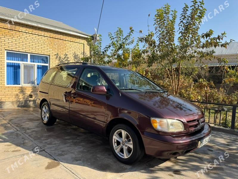 Toyota Sienna 2000 - 170 000 TMT - Mary - img 4