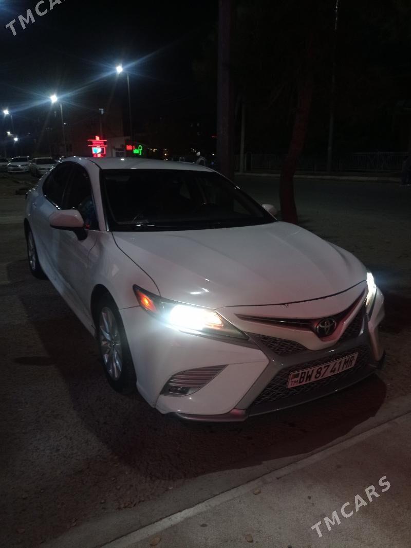 Toyota Camry 2019 - 285 000 TMT - Мары - img 2