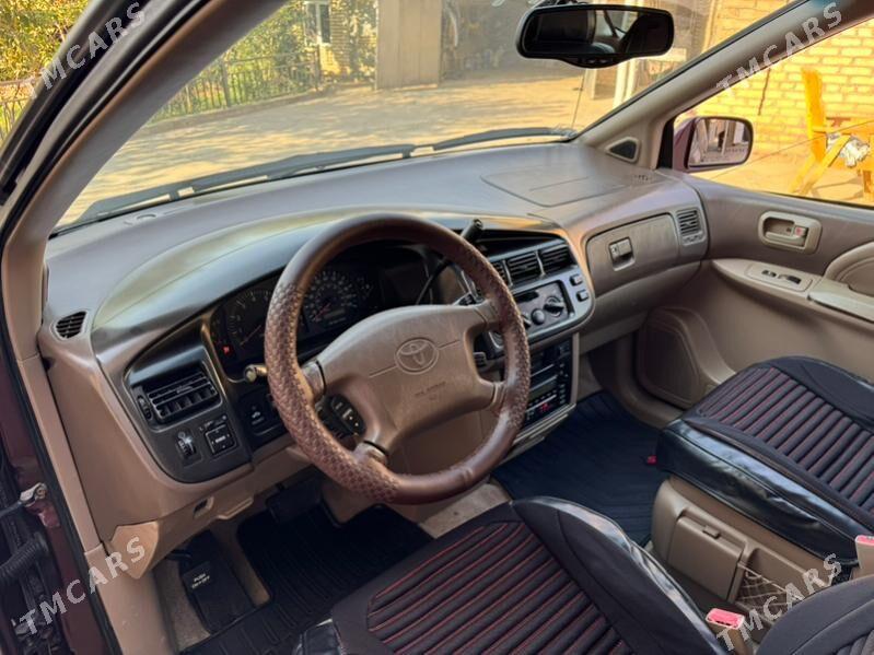 Toyota Sienna 2000 - 170 000 TMT - Mary - img 9