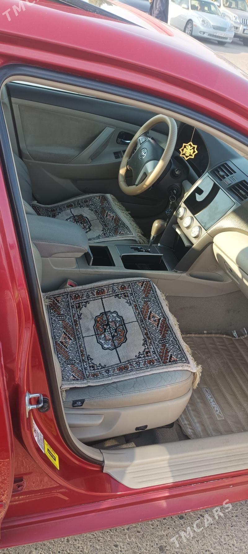 Toyota Camry 2010 - 220 000 TMT - Гарабекевюл - img 5