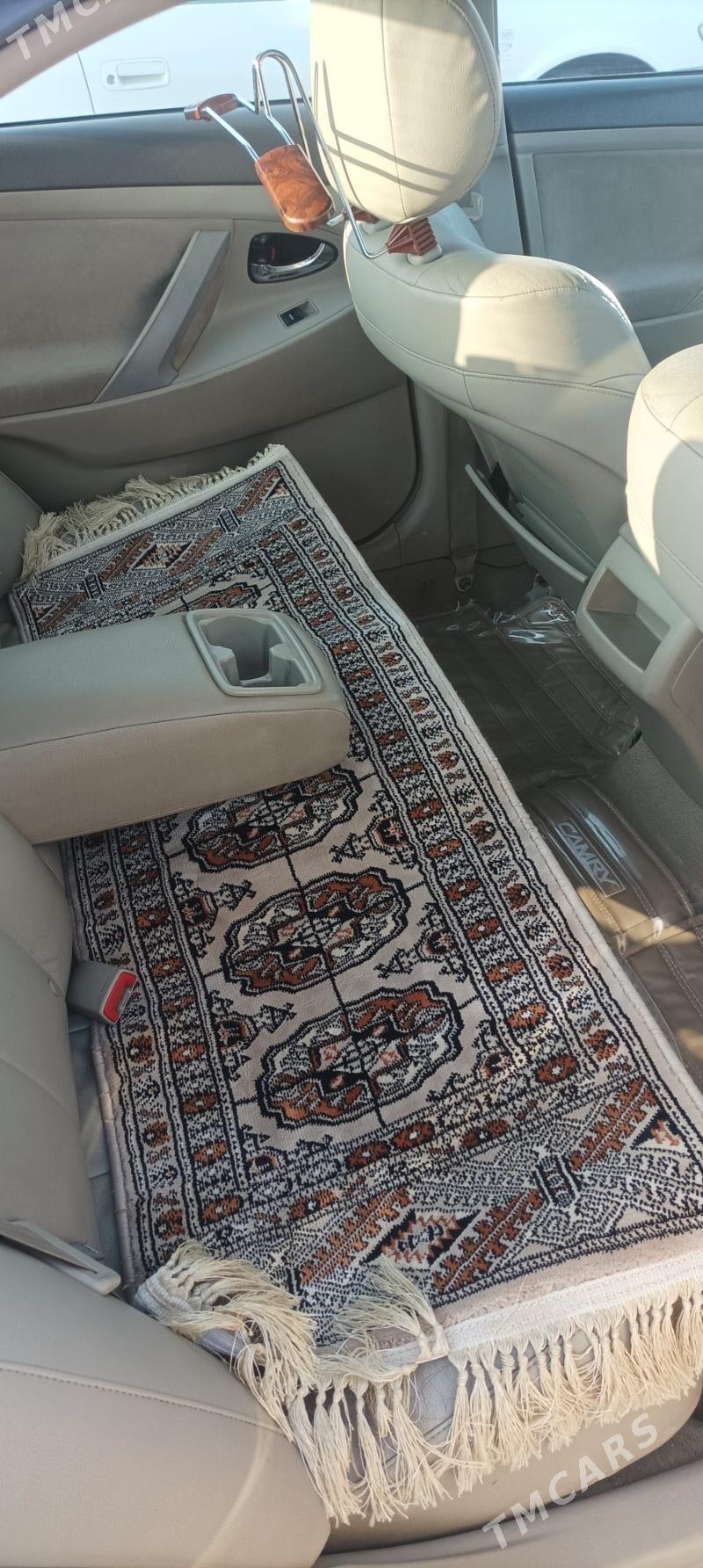 Toyota Camry 2010 - 220 000 TMT - Гарабекевюл - img 7