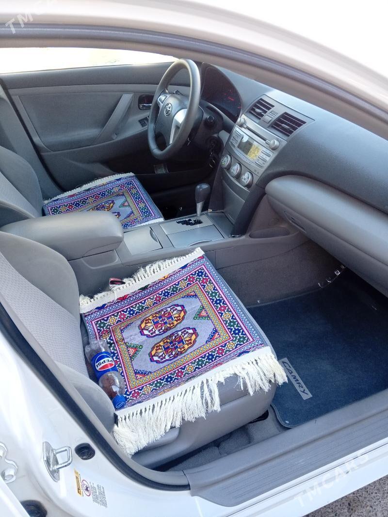 Toyota Camry 2010 - 210 000 TMT - Арчабиль шаёлы - img 7