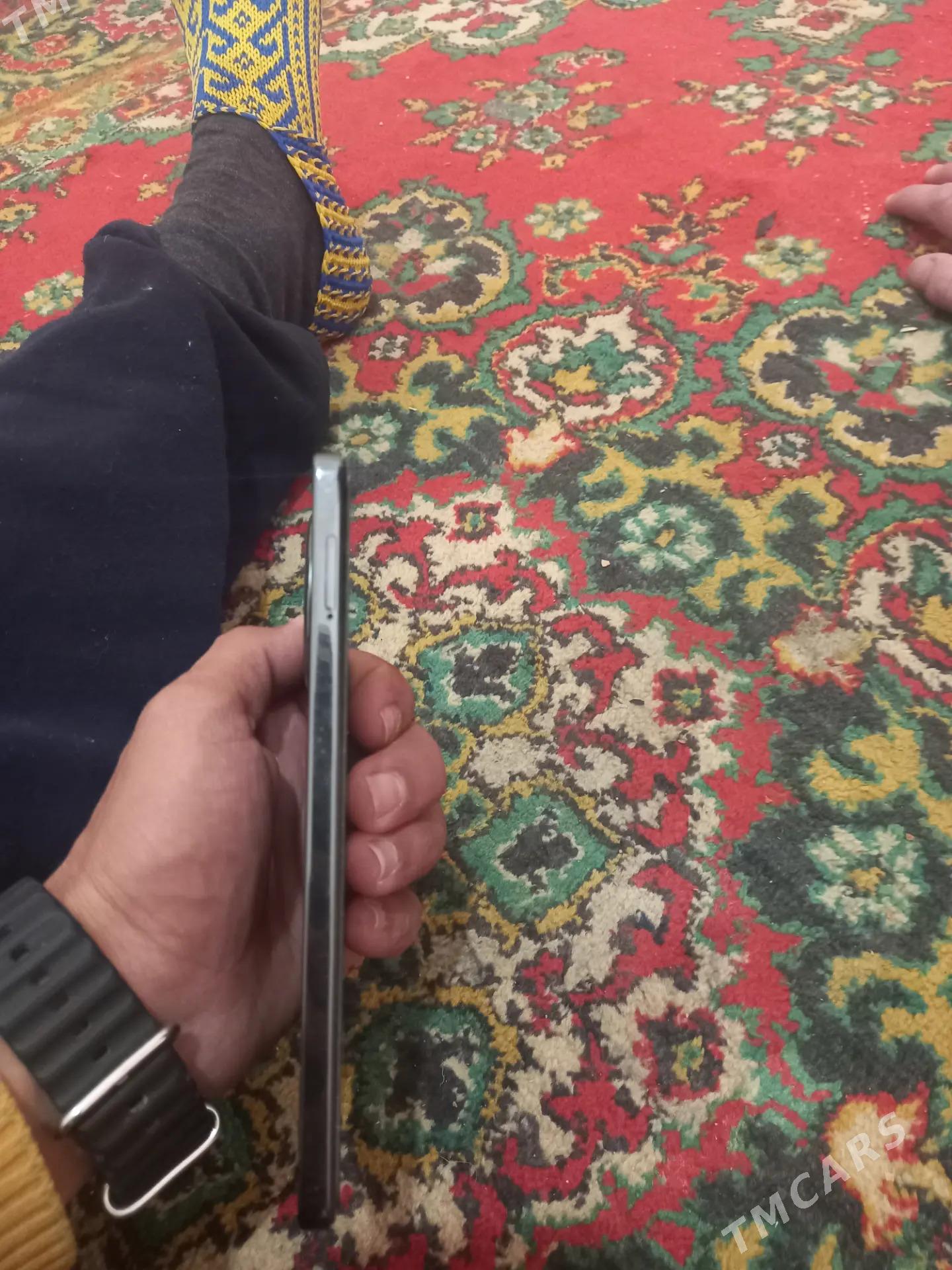 tekno camon 30 - Gypjak - img 3