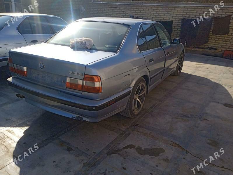 BMW 535 1990 - 35 000 TMT - Мары - img 8