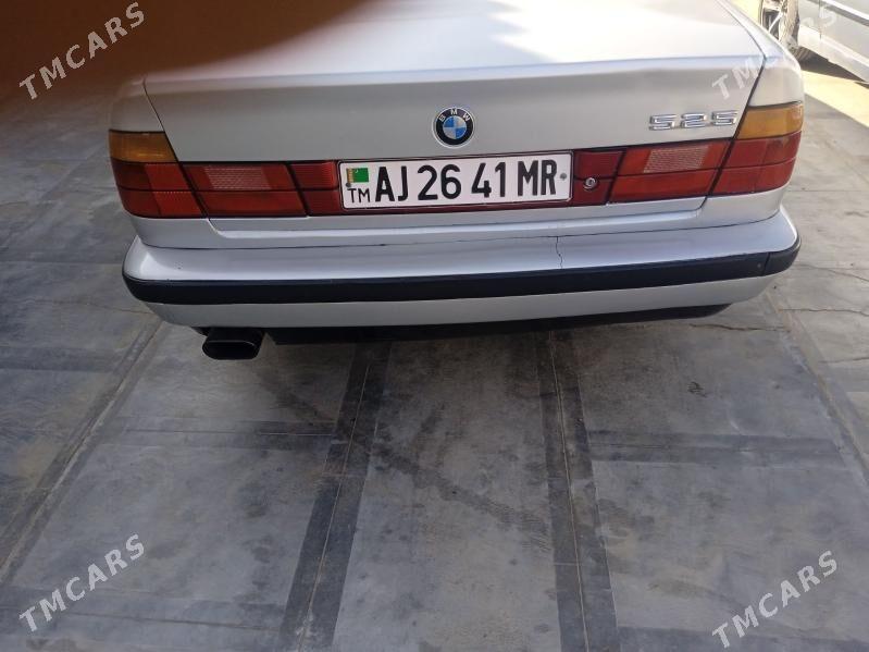 BMW 535 1990 - 35 000 TMT - Мары - img 7