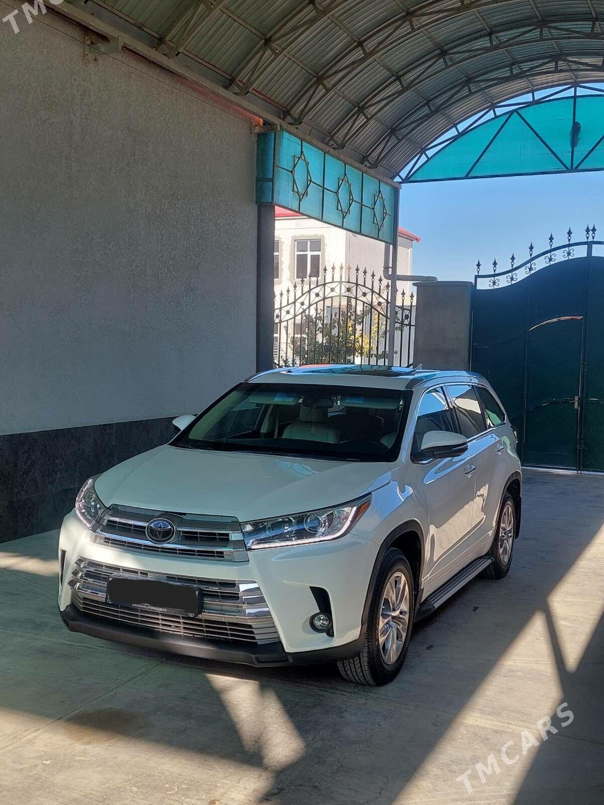 Toyota Highlander 2015 - 400 000 TMT - Aşgabat - img 2