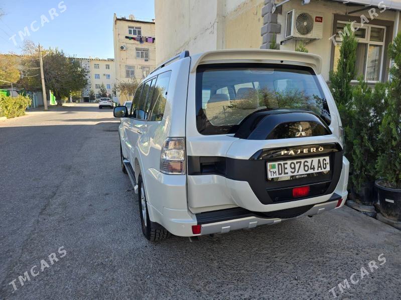 Mitsubishi Pajero 2017 - 355 000 TMT - Aşgabat - img 2