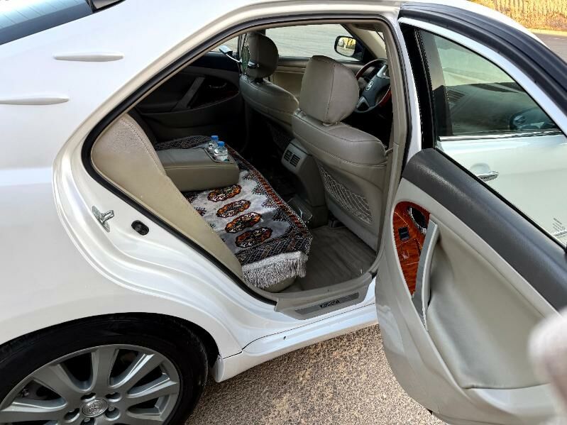 Toyota Aurion 2008 - 225 000 TMT - 8 мкр - img 3