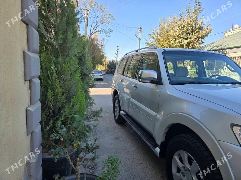 Mitsubishi Pajero 2017 - 355 000 TMT - Aşgabat - img 5