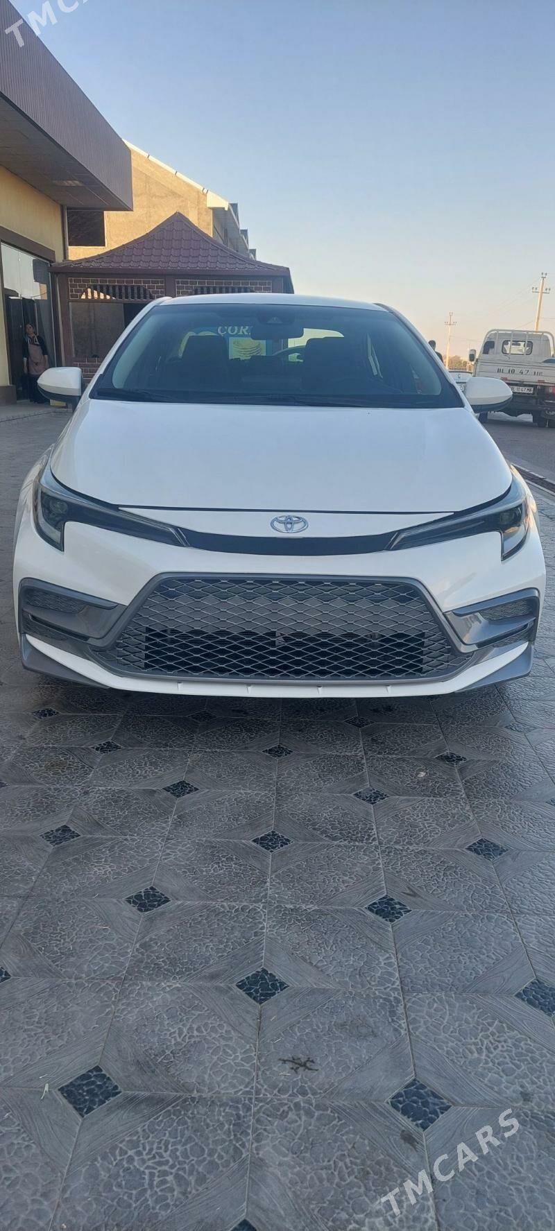 Toyota Corolla 2022 - 235 000 TMT - Векильбазар - img 1