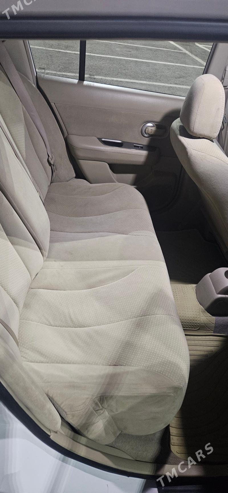 Nissan Versa 2010 - 145 000 TMT - 8 mkr - img 6