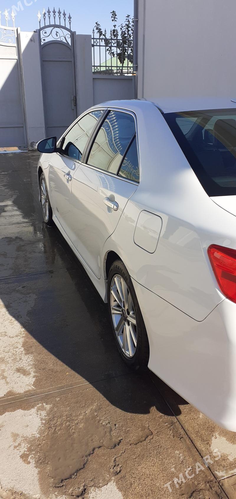 Toyota Camry 2013 - 260 000 TMT - 2 mkr - img 4