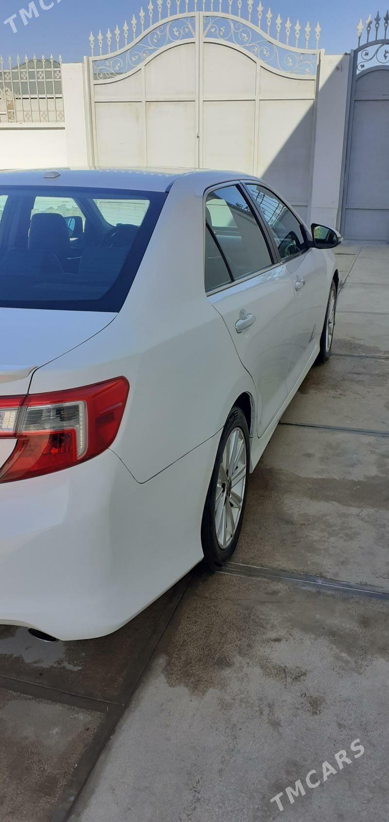 Toyota Camry 2013 - 260 000 TMT - 2 mkr - img 3