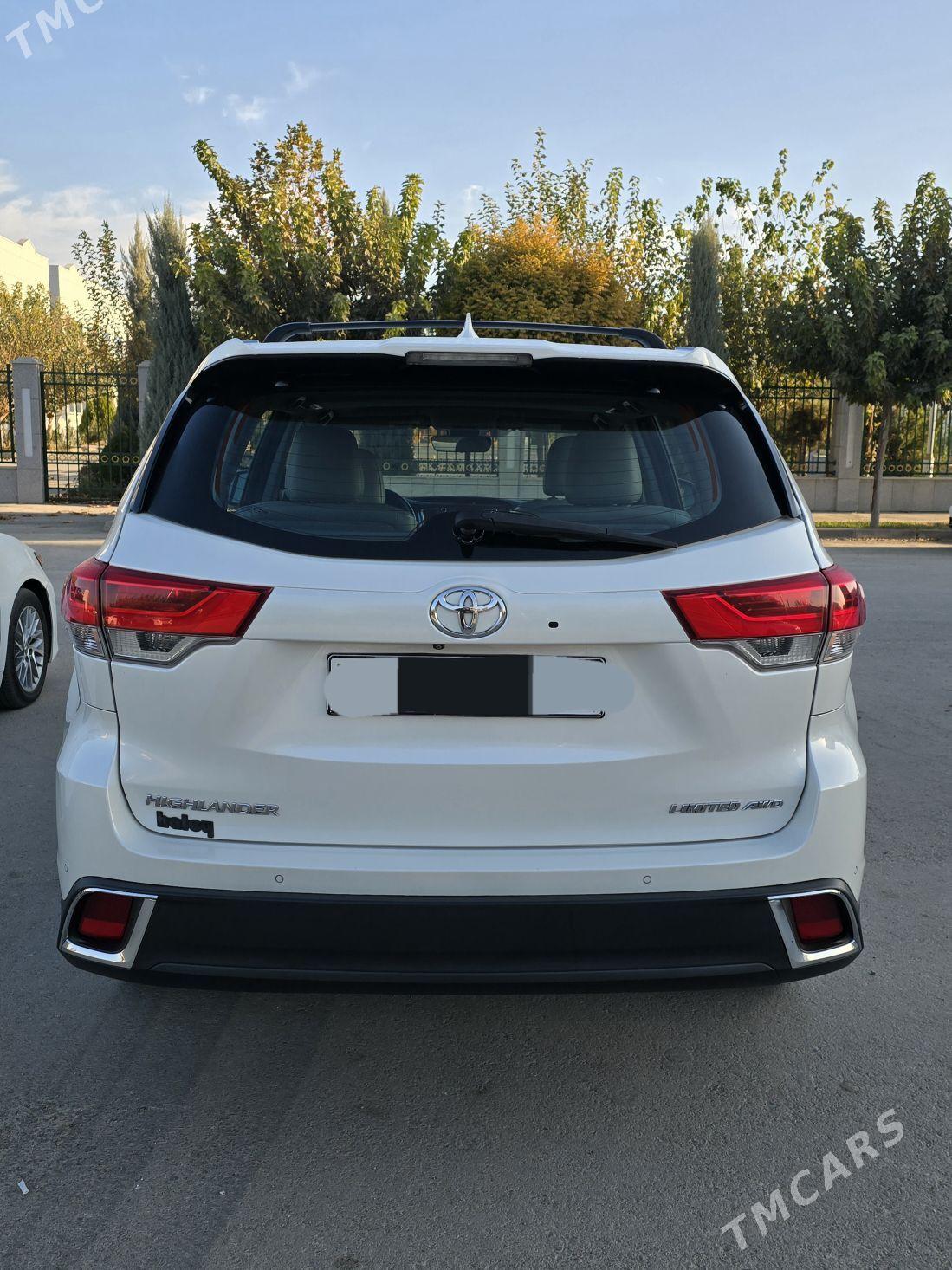 Toyota Highlander 2018 - 550 000 TMT - Aşgabat - img 7