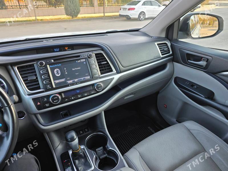 Toyota Highlander 2018 - 550 000 TMT - Aşgabat - img 1