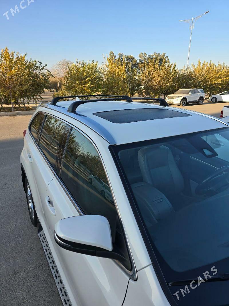 Toyota Highlander 2018 - 550 000 TMT - Aşgabat - img 5