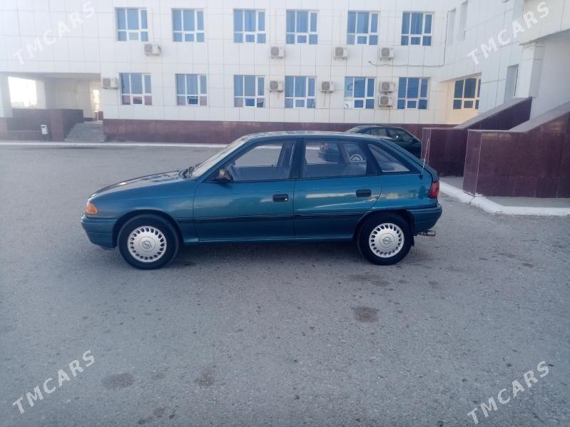 Opel Astra 1992 - 35 000 TMT - Gumdag - img 5