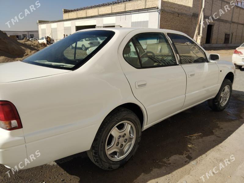 Toyota Camry 1995 - 40 000 TMT - Теджен - img 3
