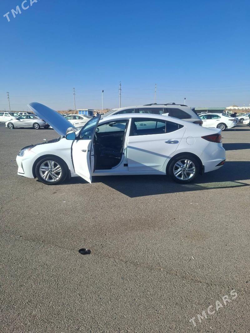 Hyundai Elantra 2020 - 230 000 TMT - Ашхабад - img 2