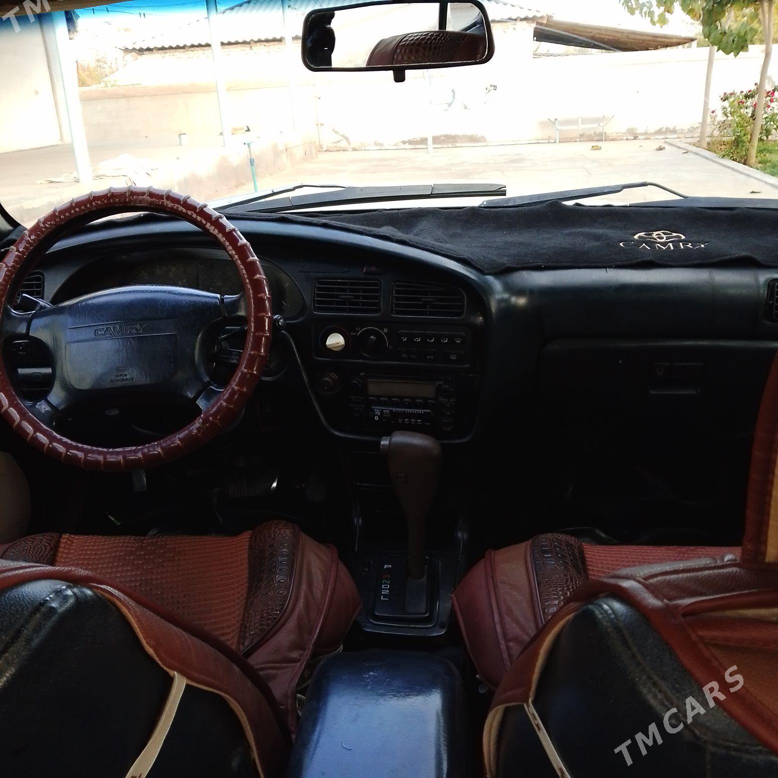 Toyota Camry 1992 - 78 000 TMT - Baýramaly - img 4