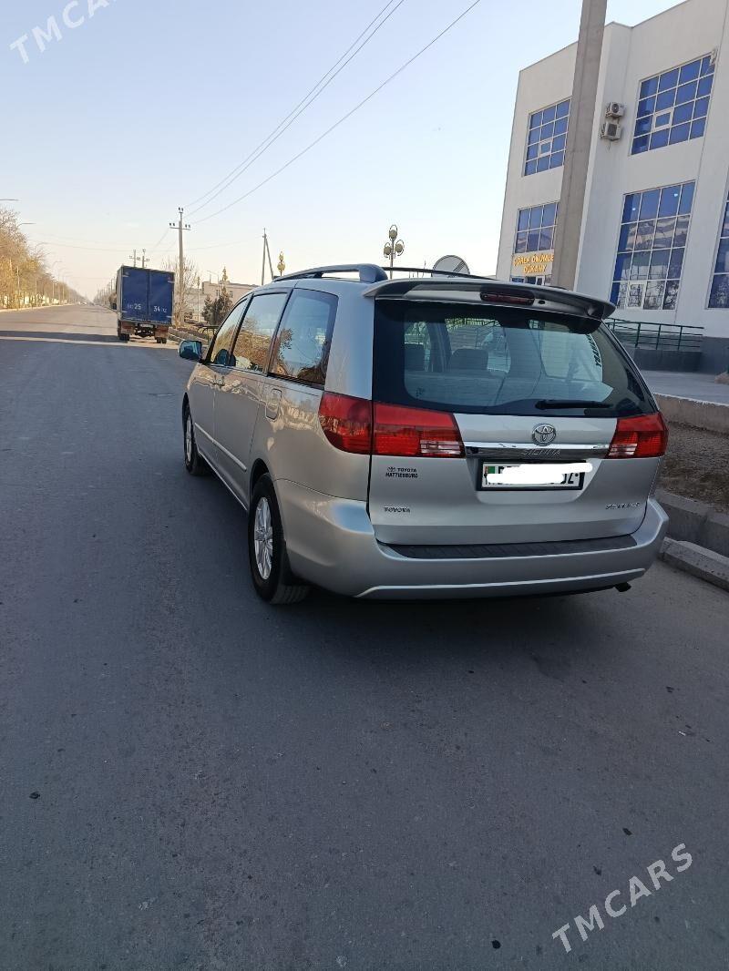 Toyota Sienna 2005 - 240 000 TMT - Daşoguz - img 2