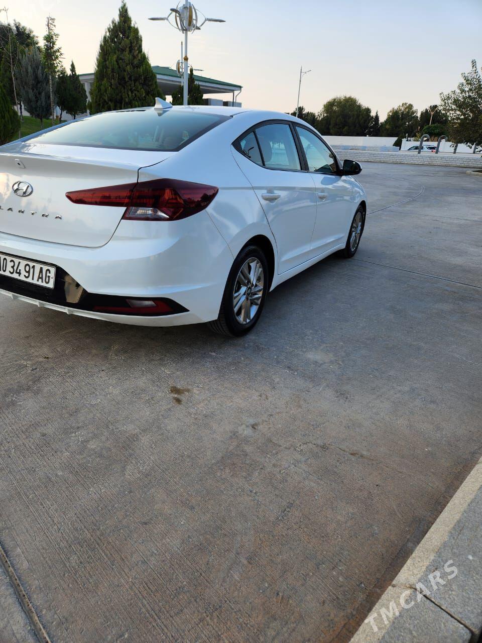 Hyundai Elantra 2020 - 226 000 TMT - 30 mkr - img 2