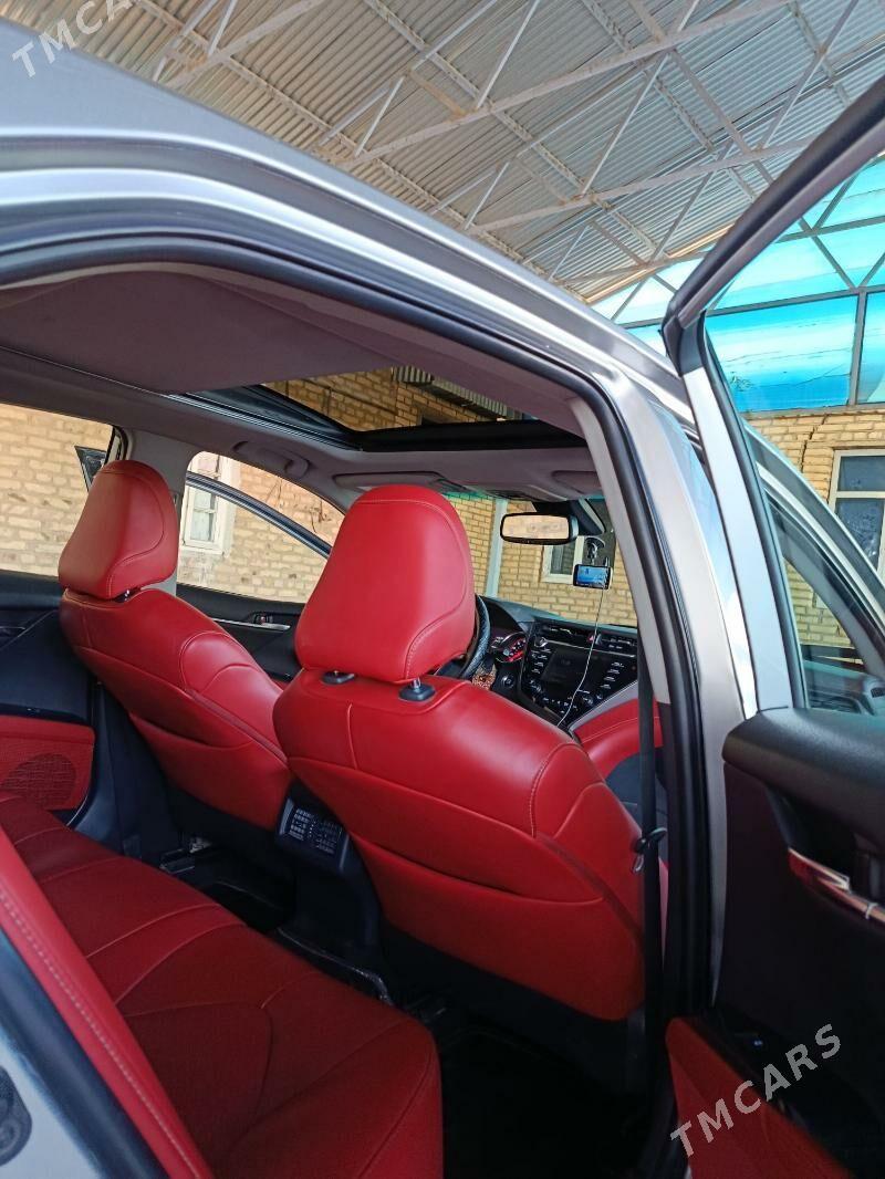 Toyota Camry 2020 - 320 000 TMT - Мары - img 7