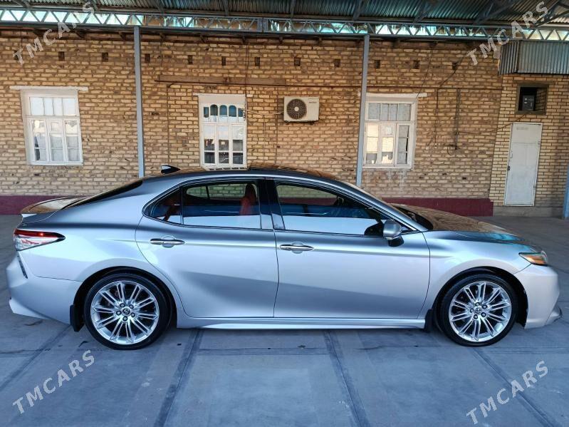 Toyota Camry 2020 - 320 000 TMT - Мары - img 5