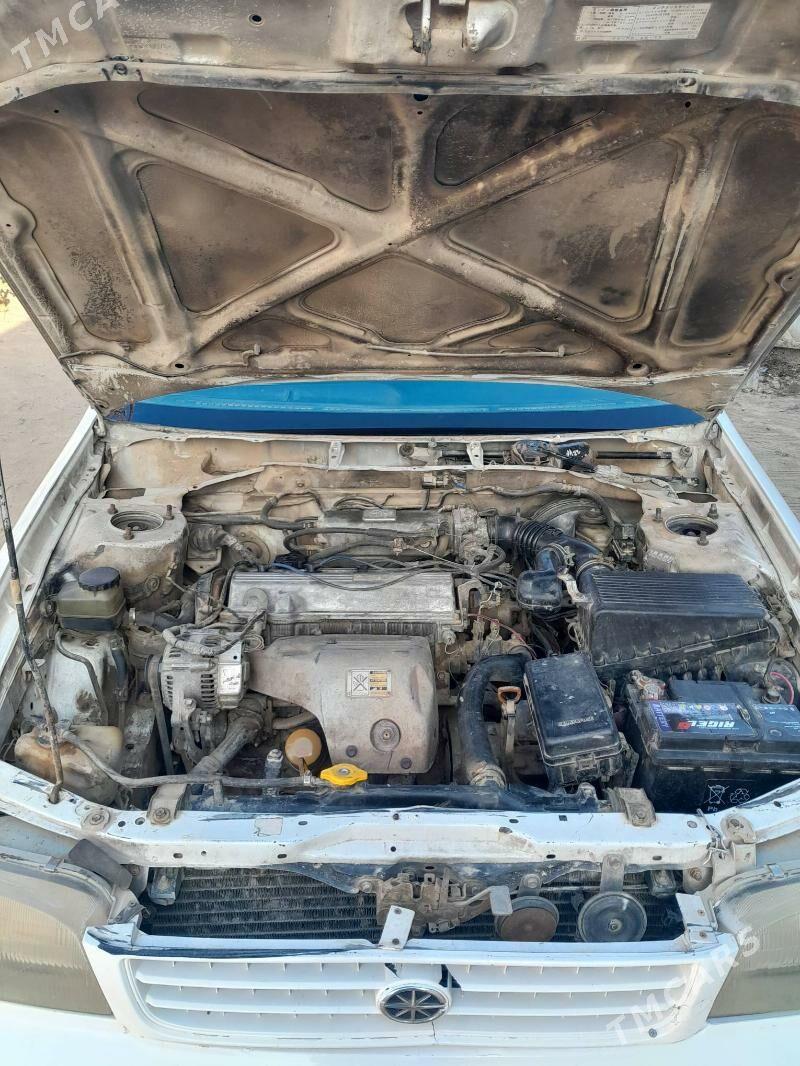 Toyota Camry 1995 - 54 000 TMT - Мары - img 9