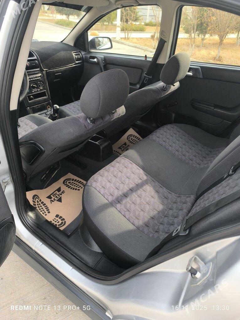 Opel Astra 2002 - 100 000 TMT - Дашогуз - img 6