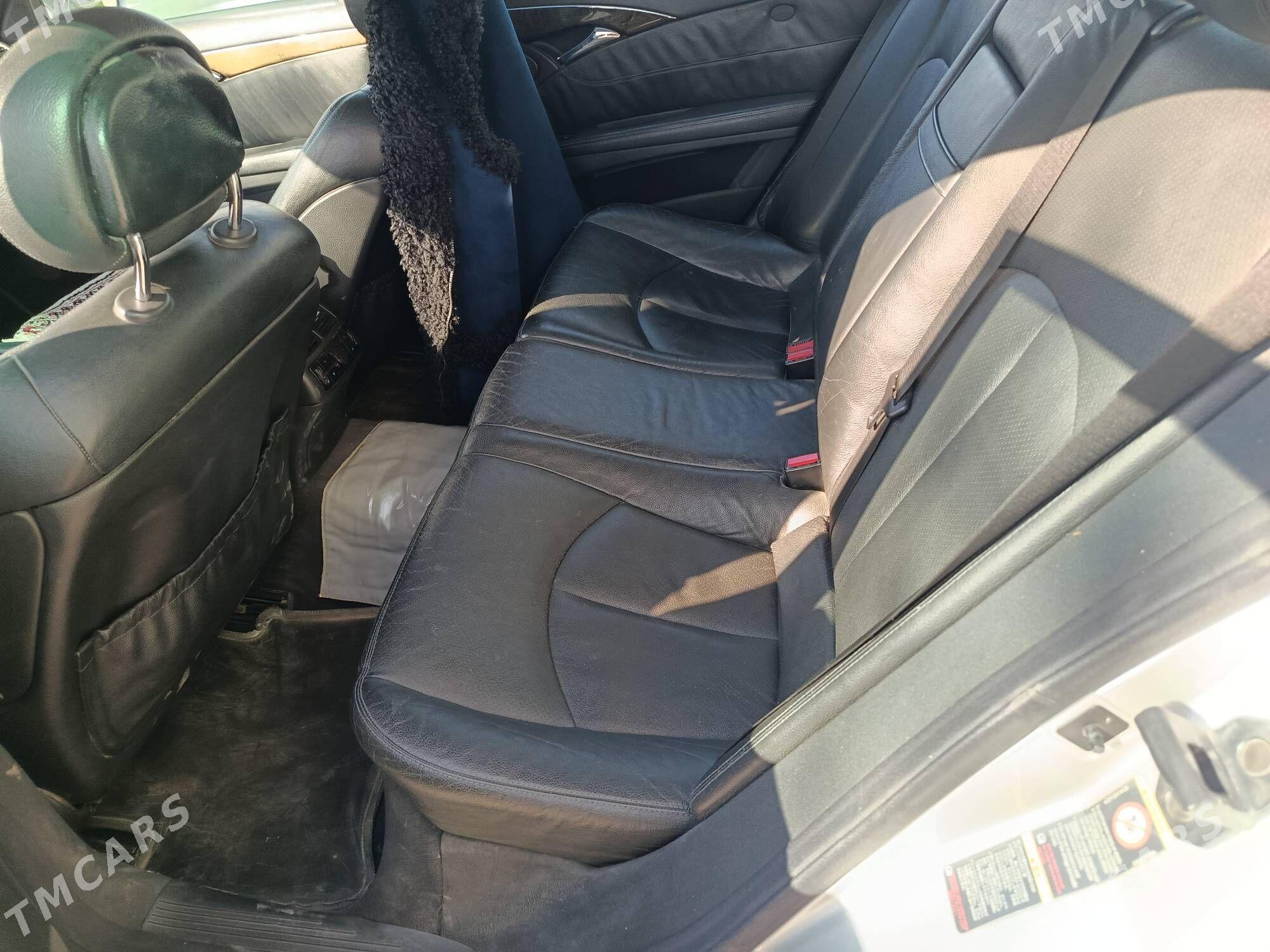 Mercedes-Benz E320 2002 - 128 000 TMT - Мары - img 7