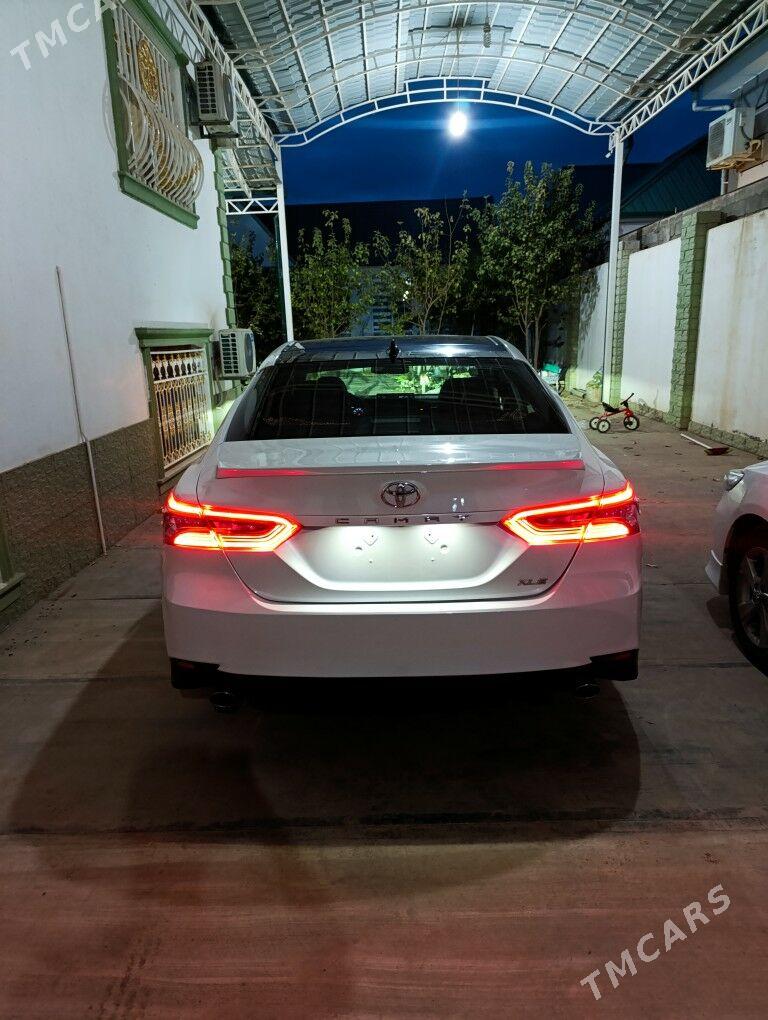 Toyota Camry 2022 - 500 000 TMT - Aşgabat - img 2