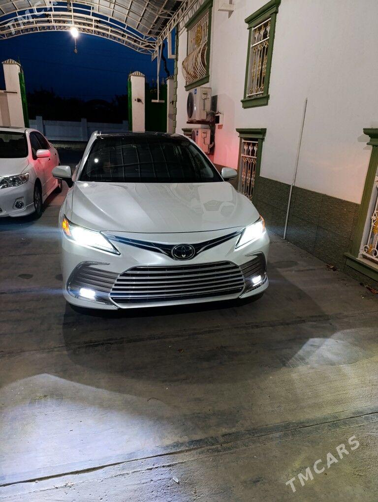 Toyota Camry 2022 - 500 000 TMT - Aşgabat - img 1