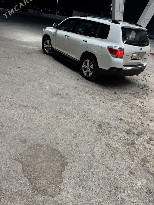 Toyota Highlander 2012 - 330 000 TMT - Türkmenabat - img 2