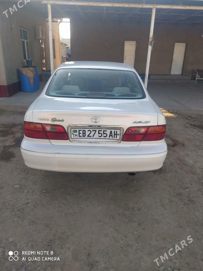 Toyota Avalon 1997 - 140 000 TMT - Бабадайхан - img 2