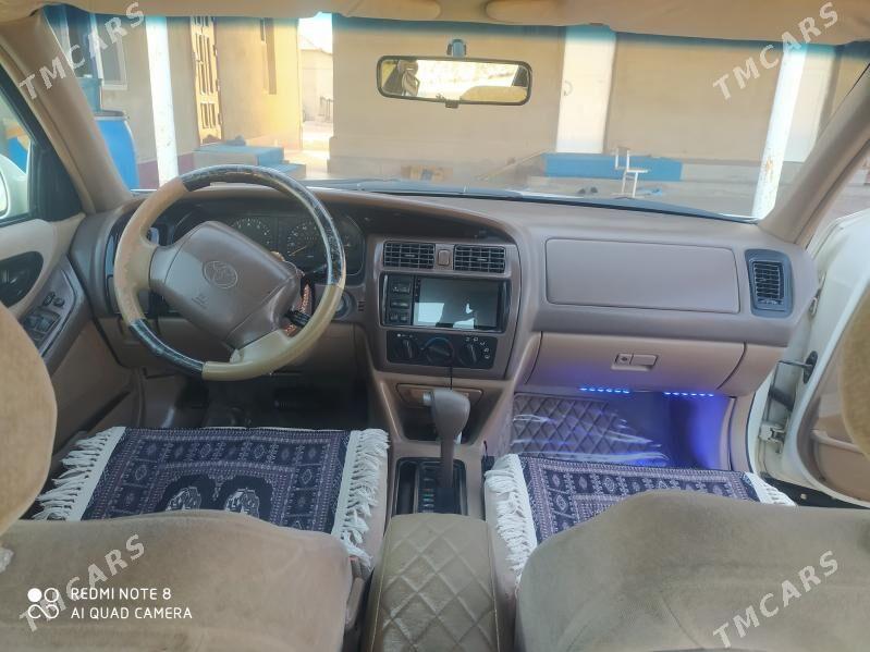 Toyota Avalon 1997 - 140 000 TMT - Бабадайхан - img 4