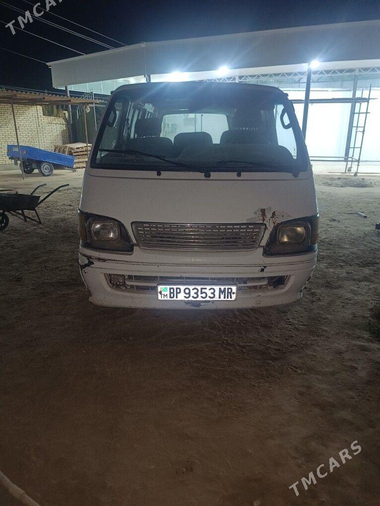 Toyota Hiace 2003 - 45 000 TMT - Мары - img 3