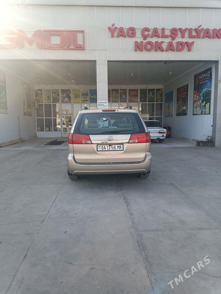 Toyota Sienna 2004 - 248 000 TMT - Байрамали - img 3