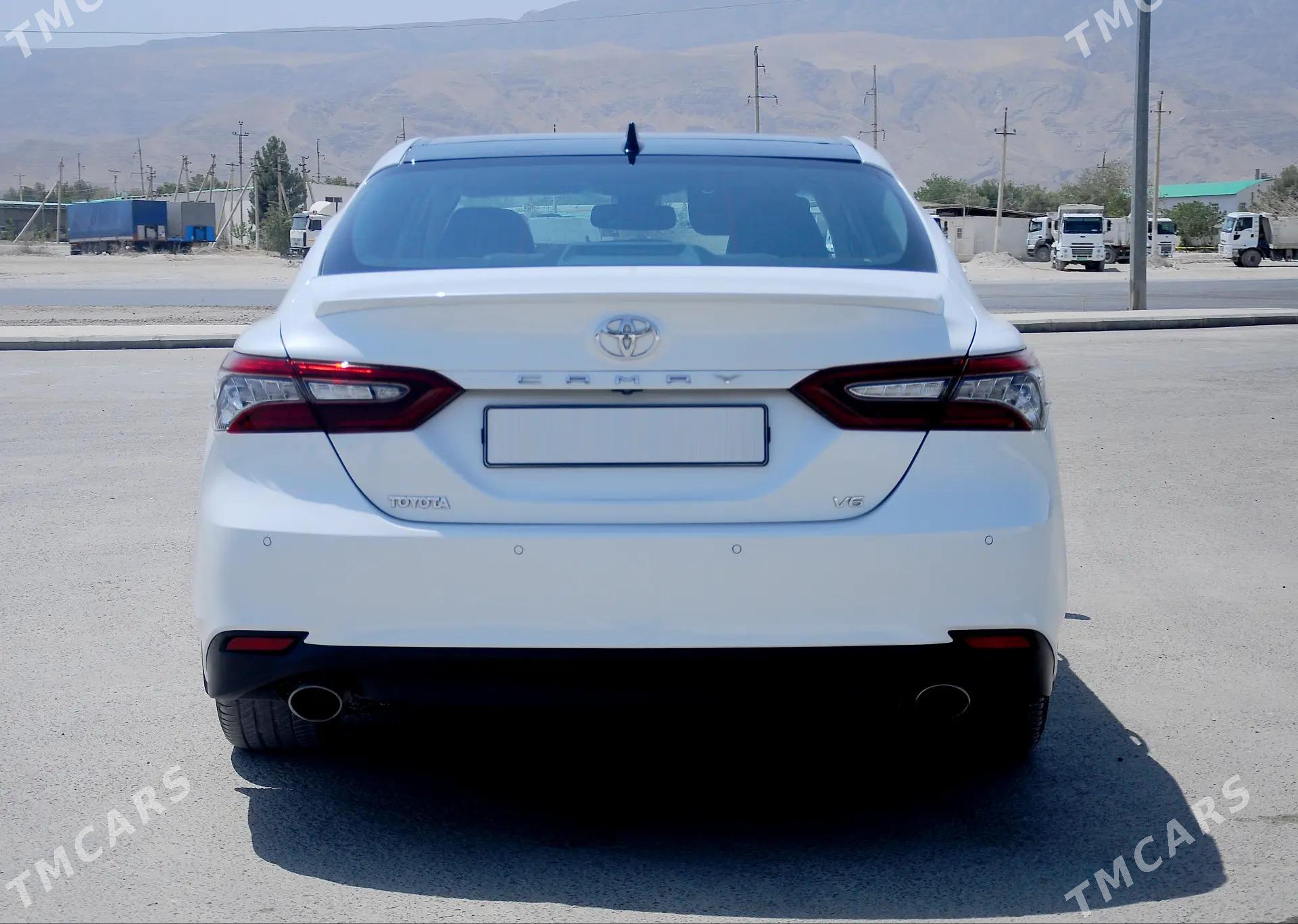 Toyota Camry 2018 - 440 000 TMT - Aşgabat - img 9