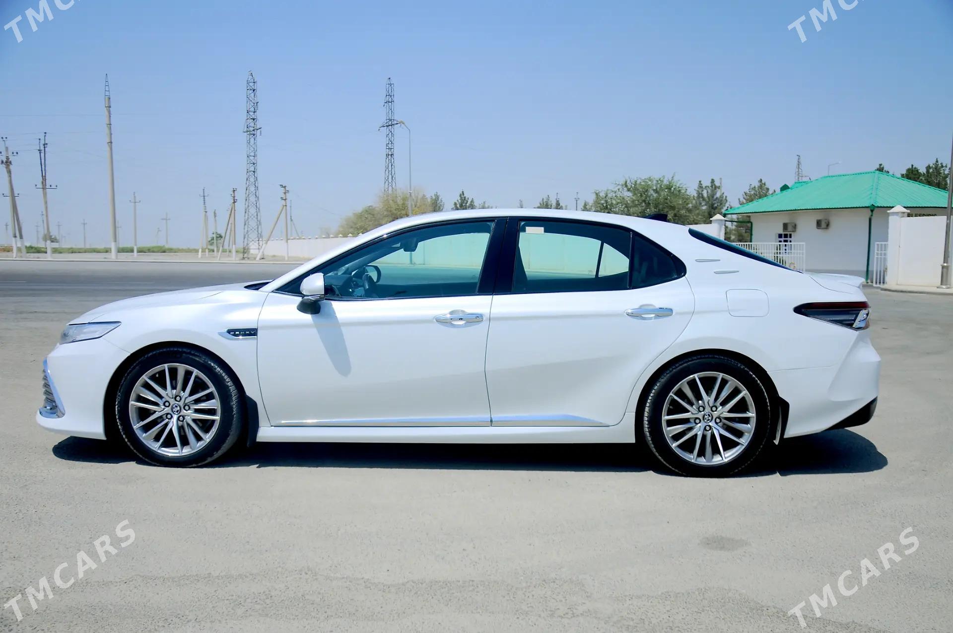 Toyota Camry 2018 - 440 000 TMT - Aşgabat - img 3