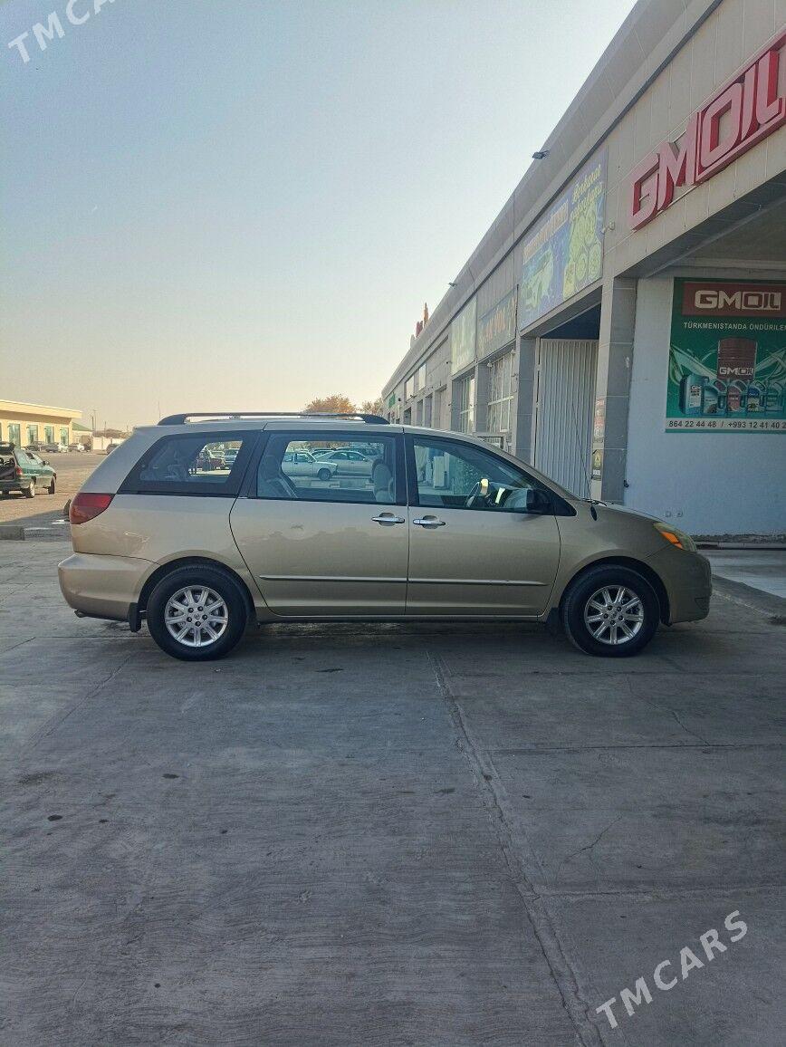 Toyota Sienna 2004 - 248 000 TMT - Байрамали - img 2